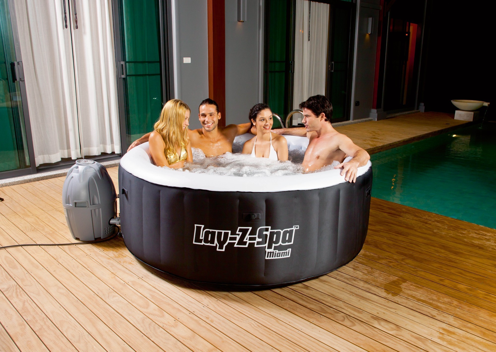 SPA Lay-Z-Spa Miami AirJet  masszázsmedence Bestway