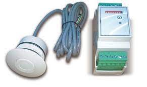 Piezzo nyomógomb vezérlő max. 2 vezérelt készülék, nyomógomb nélkül