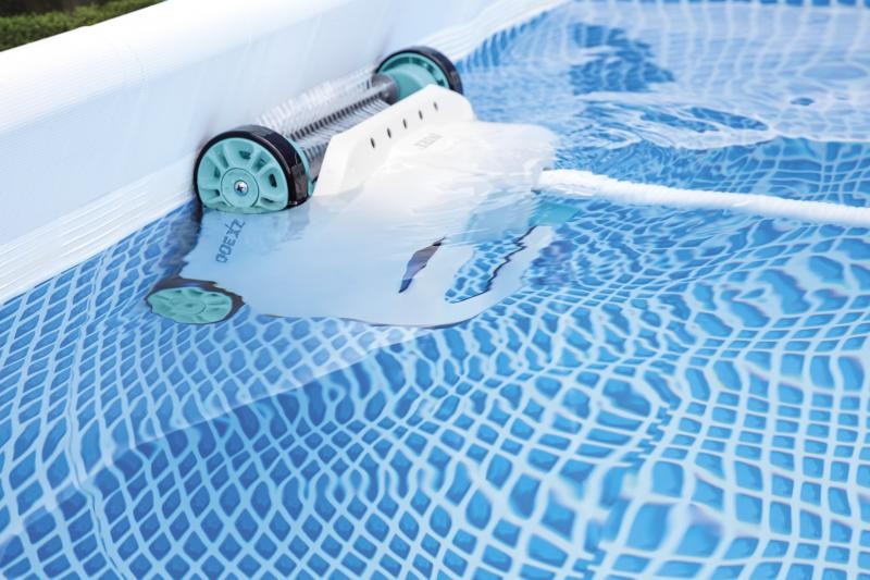 INTEX ZX300 Deluxe Pool Cleaner – galéria